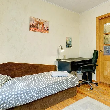 Guest house Private Next To The Station Vilnius